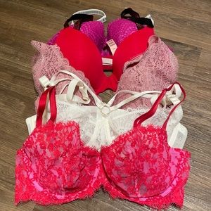 Bundle of 5 bras Victoria Secret 34DD